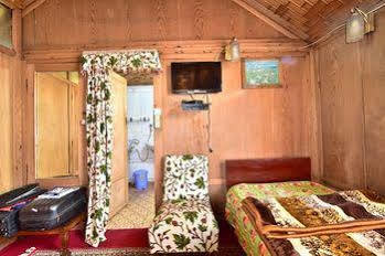 Houseboat Taj Palace Srinagar (Jammu and Kashmir)