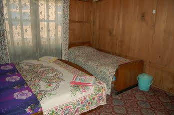 Houseboat Taj Palace Botel
