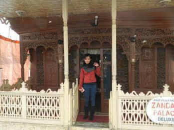 Houseboat Taj Palace Botel