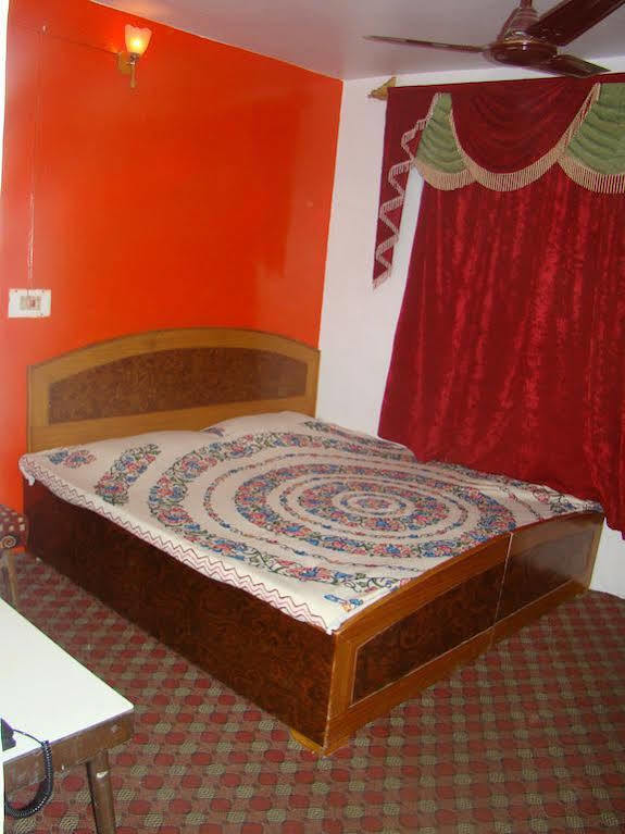 Hotel Grand City 2*