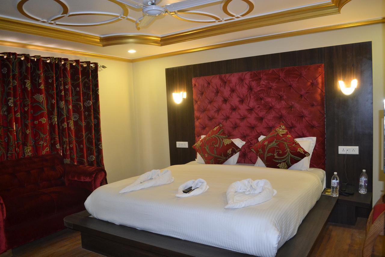 Hotel K2 ,
