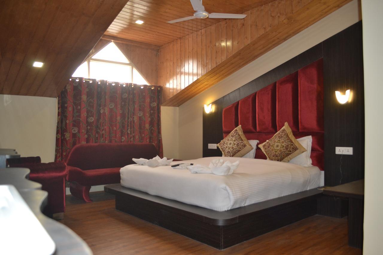 K2 , 3* Srinagar (Jammu and Kashmir)