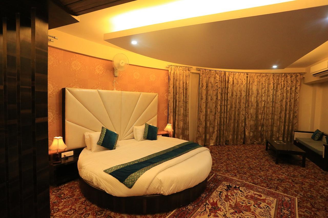 Asian Park 4* Srinagar (Jammu and Kashmir)