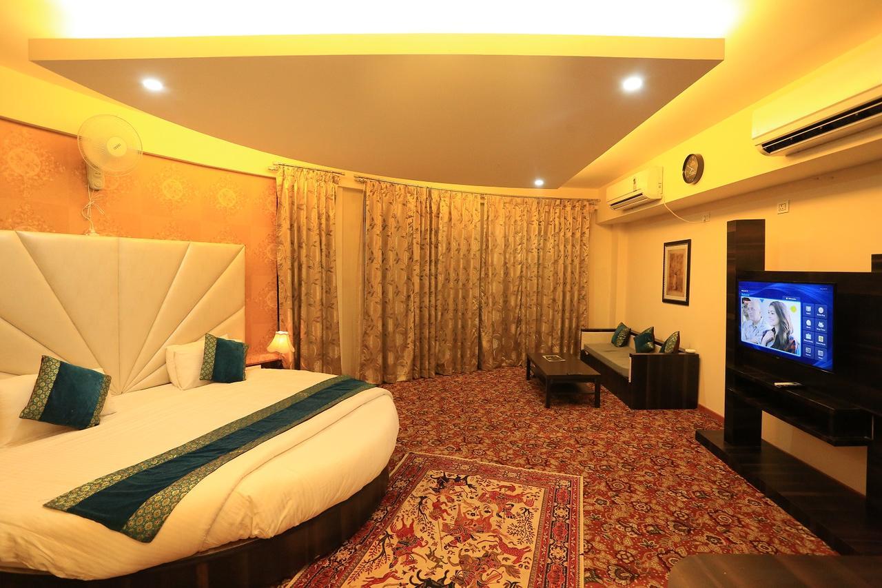 Asian Park 4*