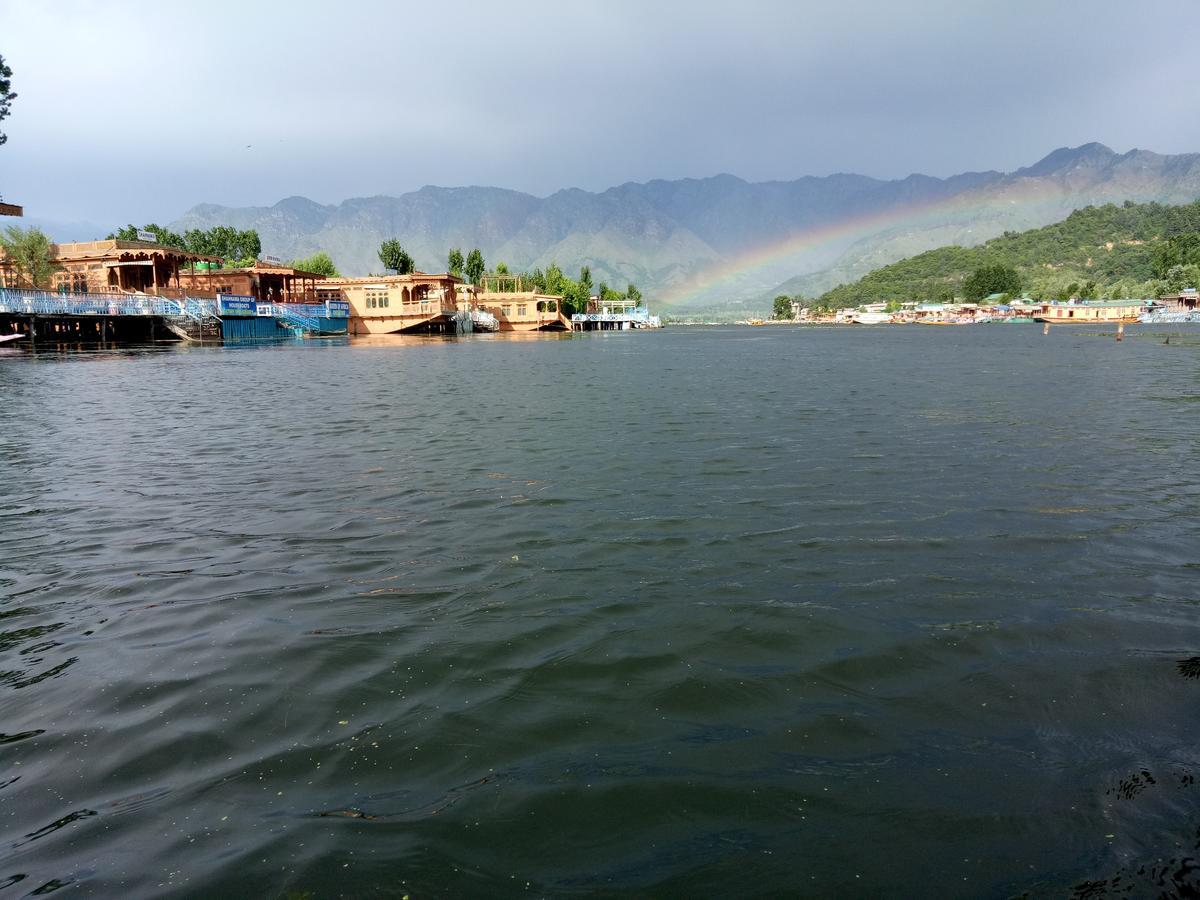 New Silver Jubilee Heritage Group Of Houseboats