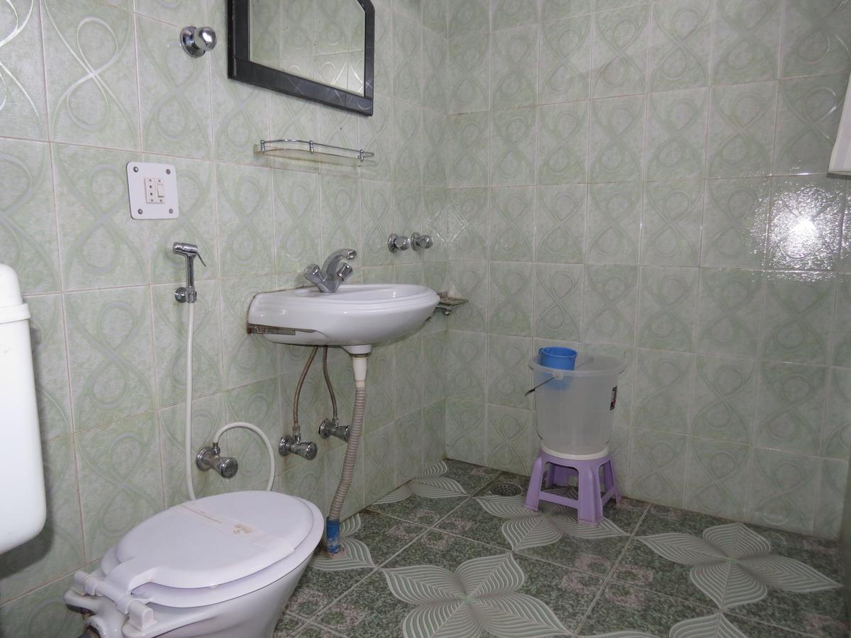Sterling Hotel Srinagar (Jammu and Kashmir)