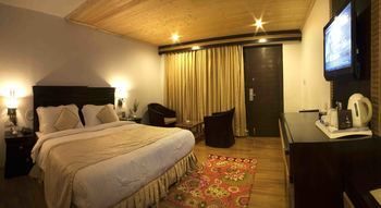 Heevan Hotel Srinagar (Jammu and Kashmir)