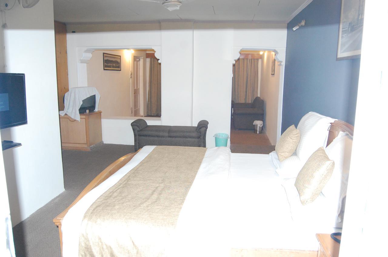 Meridien Hotel Srinagar (Jammu and Kashmir)