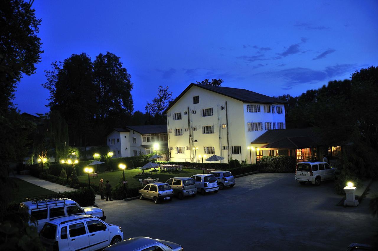 Hotel Meridien Srinagar (Jammu and Kashmir)