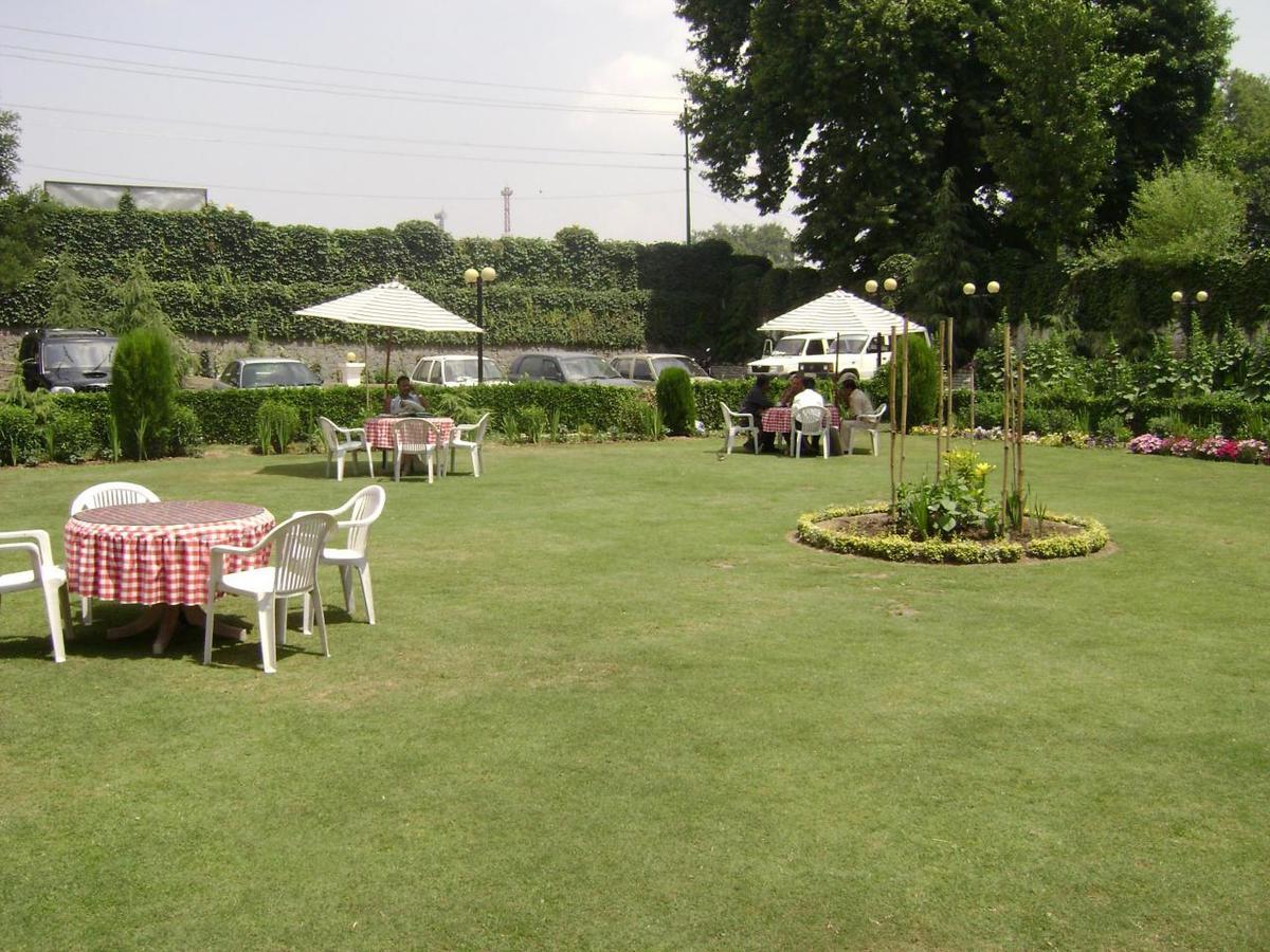 Meridien 3* Srinagar (Jammu and Kashmir)