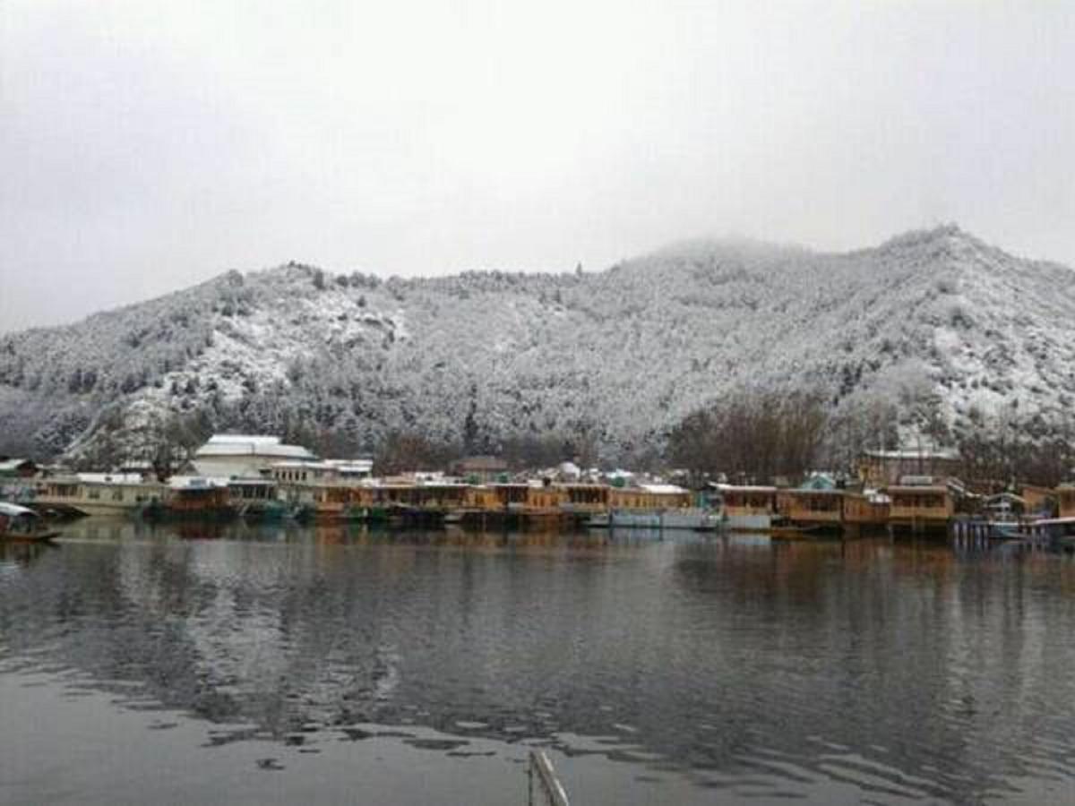 Grand Inayat * Srinagar (Jammu and Kashmir)