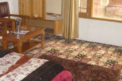 Hotel Akbar 2*