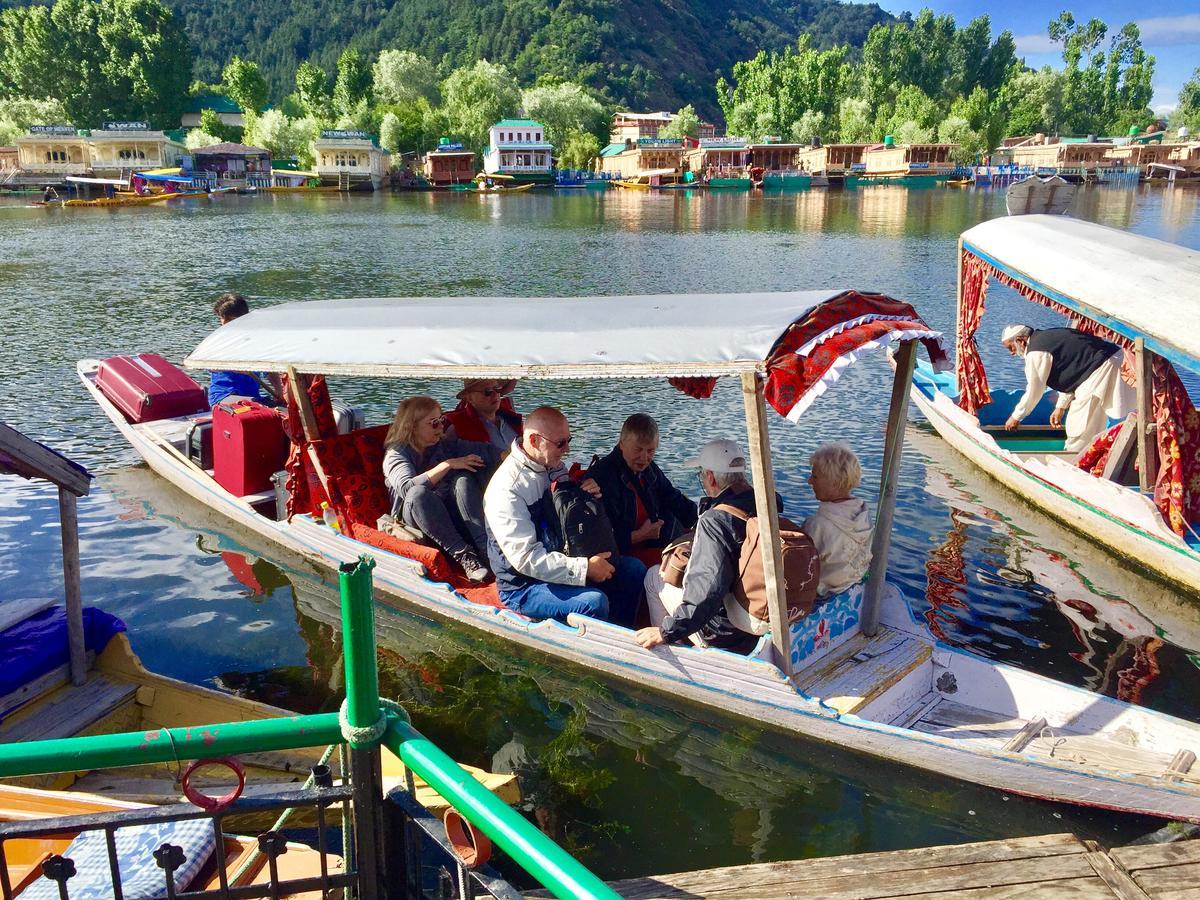 New Sea Palace Houseboats 4* Srinagar (Jammu and Kashmir)