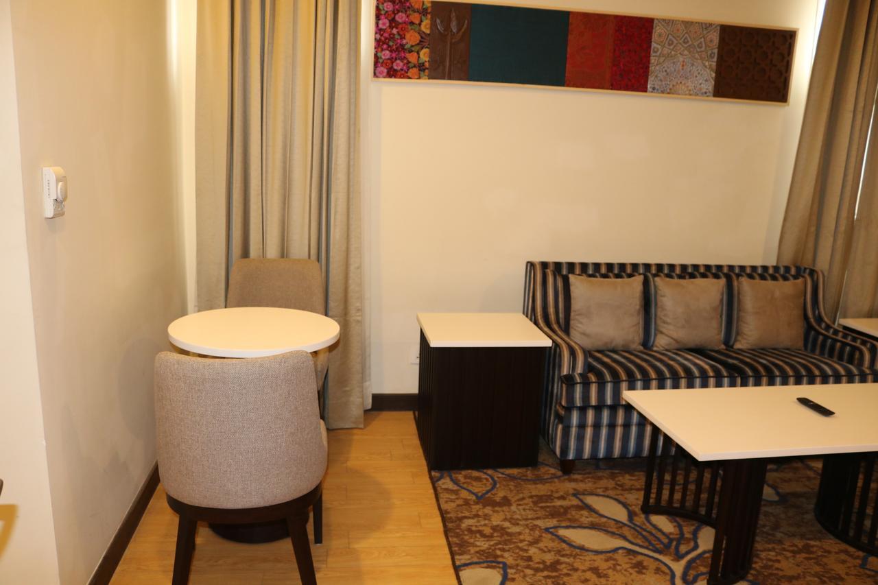 Radisson Hotel 4*