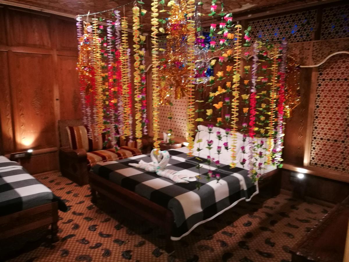 S Group Of Houseboat Srinagar (Jammu and Kashmir)