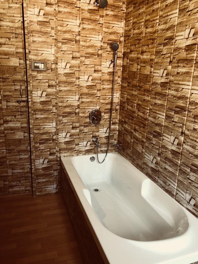 New Jacquline Heritage Houseboats 4*