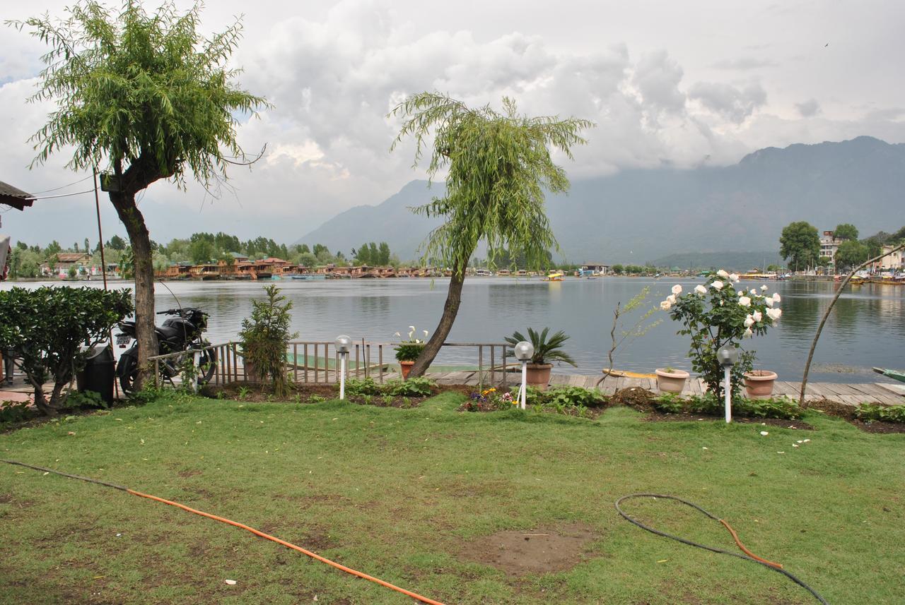 Lake Side