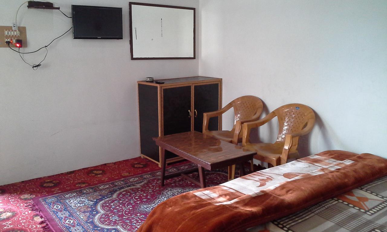 Howrah Hotel