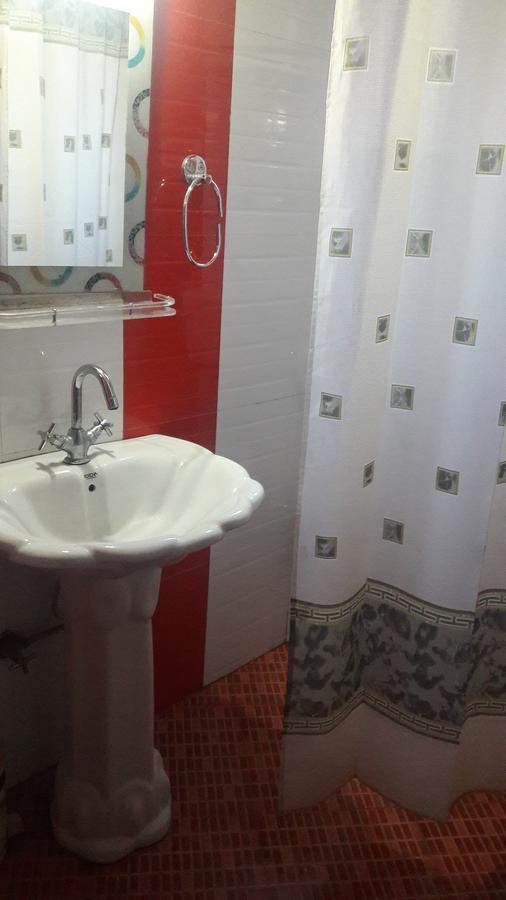 Blooming Dale Hotel 3*