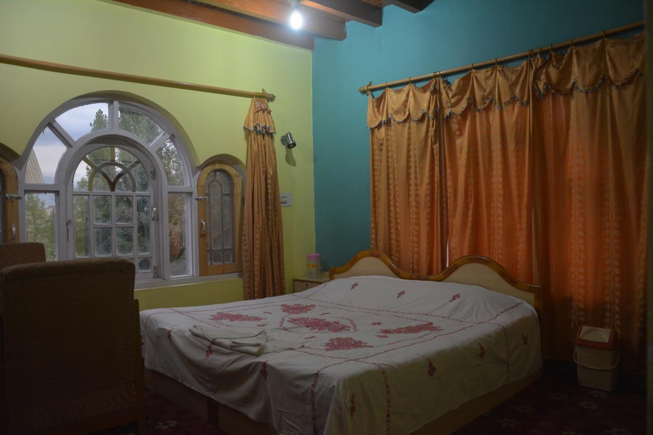 Bakhtawar Srinagar (Jammu and Kashmir)