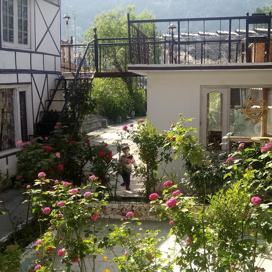 Bed & Breakfast Shalimar 2*