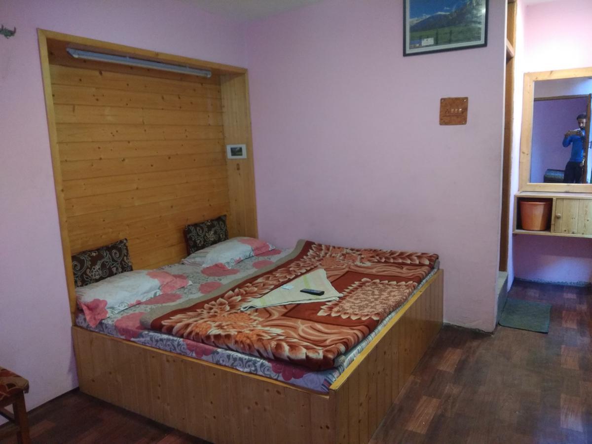 Jannat * Srinagar (Jammu and Kashmir)