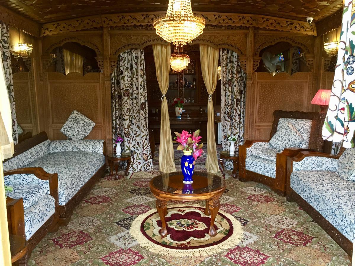 New Sea Palace Houseboats Srinagar (Jammu and Kashmir)