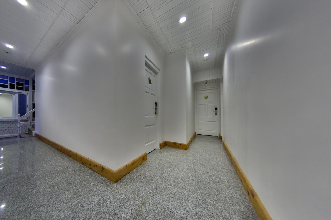 Hotel Metropolis 4*