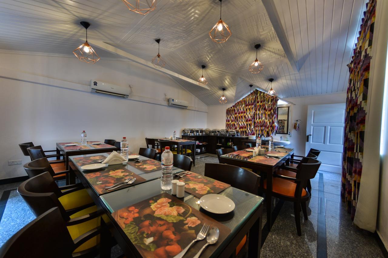 Hotel Metropolis Srinagar (Jammu and Kashmir)