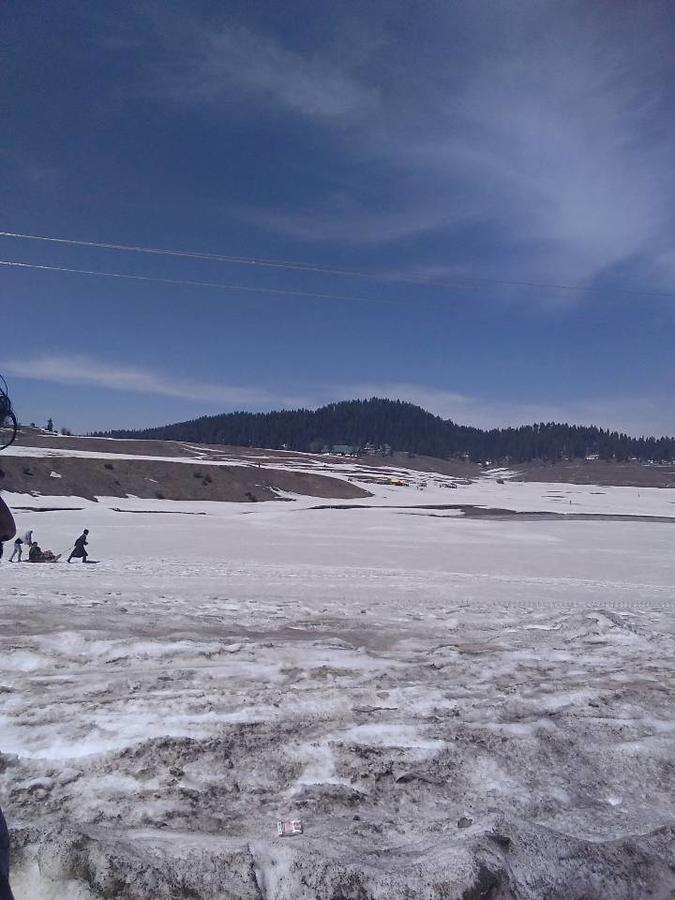 Lassa Bhat Guest house Srinagar (Jammu and Kashmir)