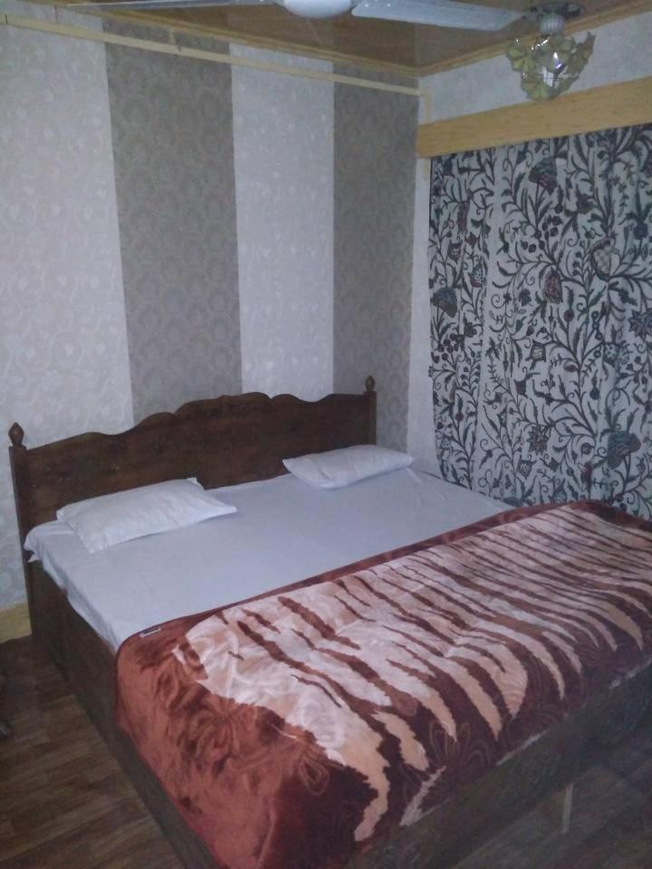 Lassa Bhat Guest house