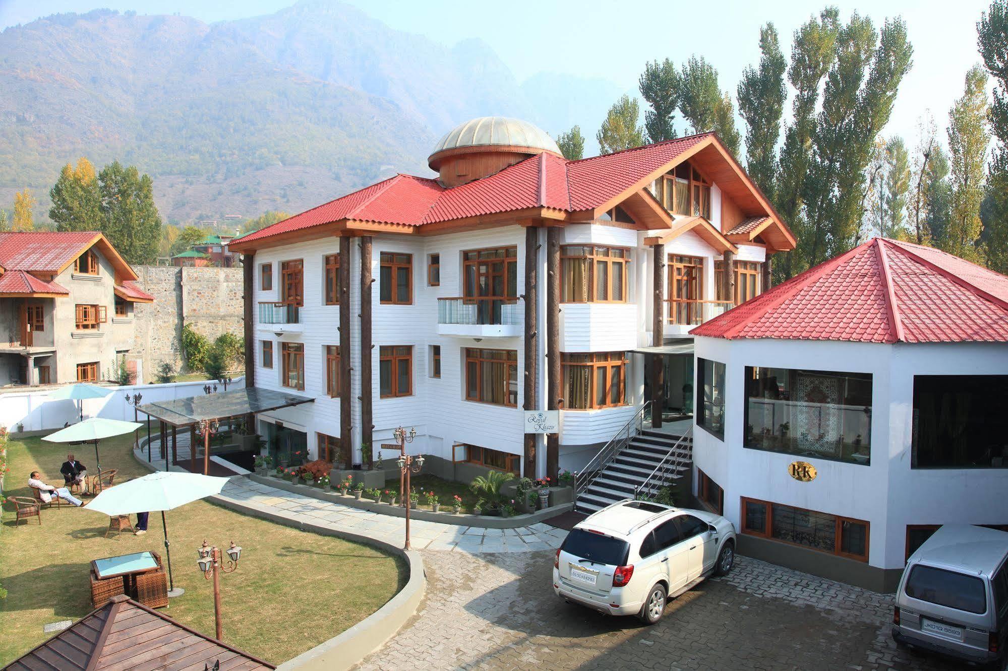 Royal Khazir Boutique Srinagar (Jammu and Kashmir)