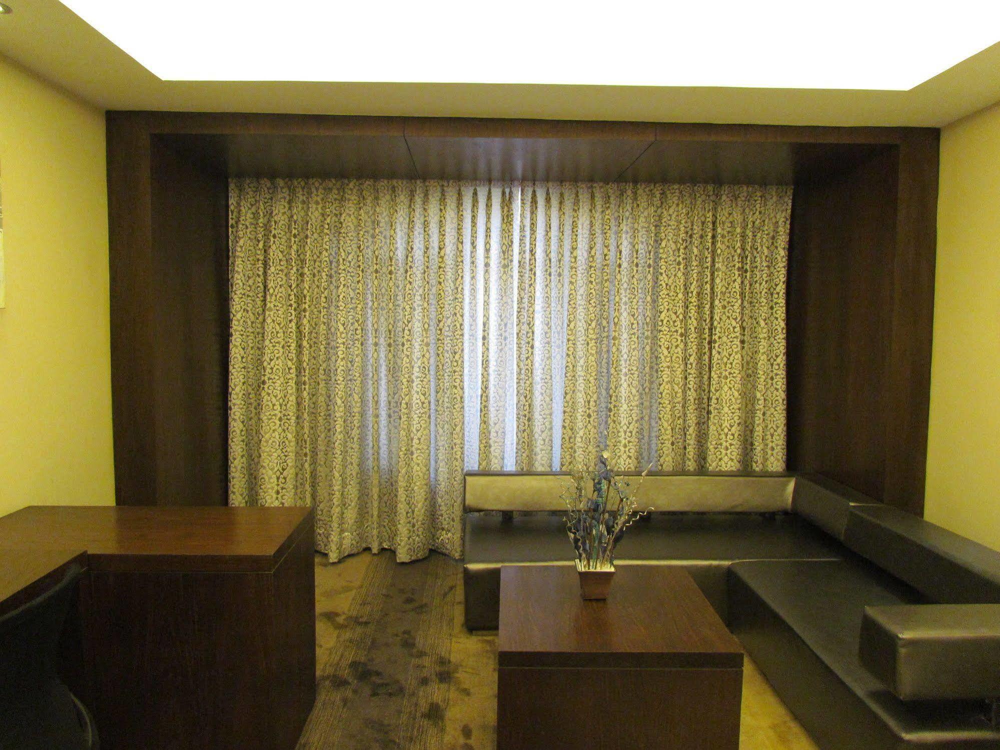 Pine Spring Wazir Bagh Hotel Srinagar (Jammu and Kashmir)
