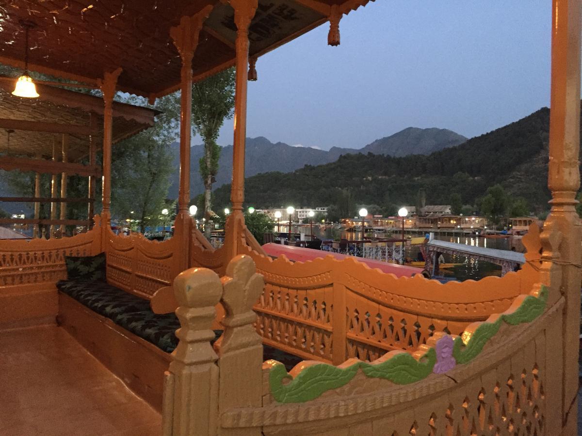 New Sea Palace Houseboats Srinagar (Jammu and Kashmir)