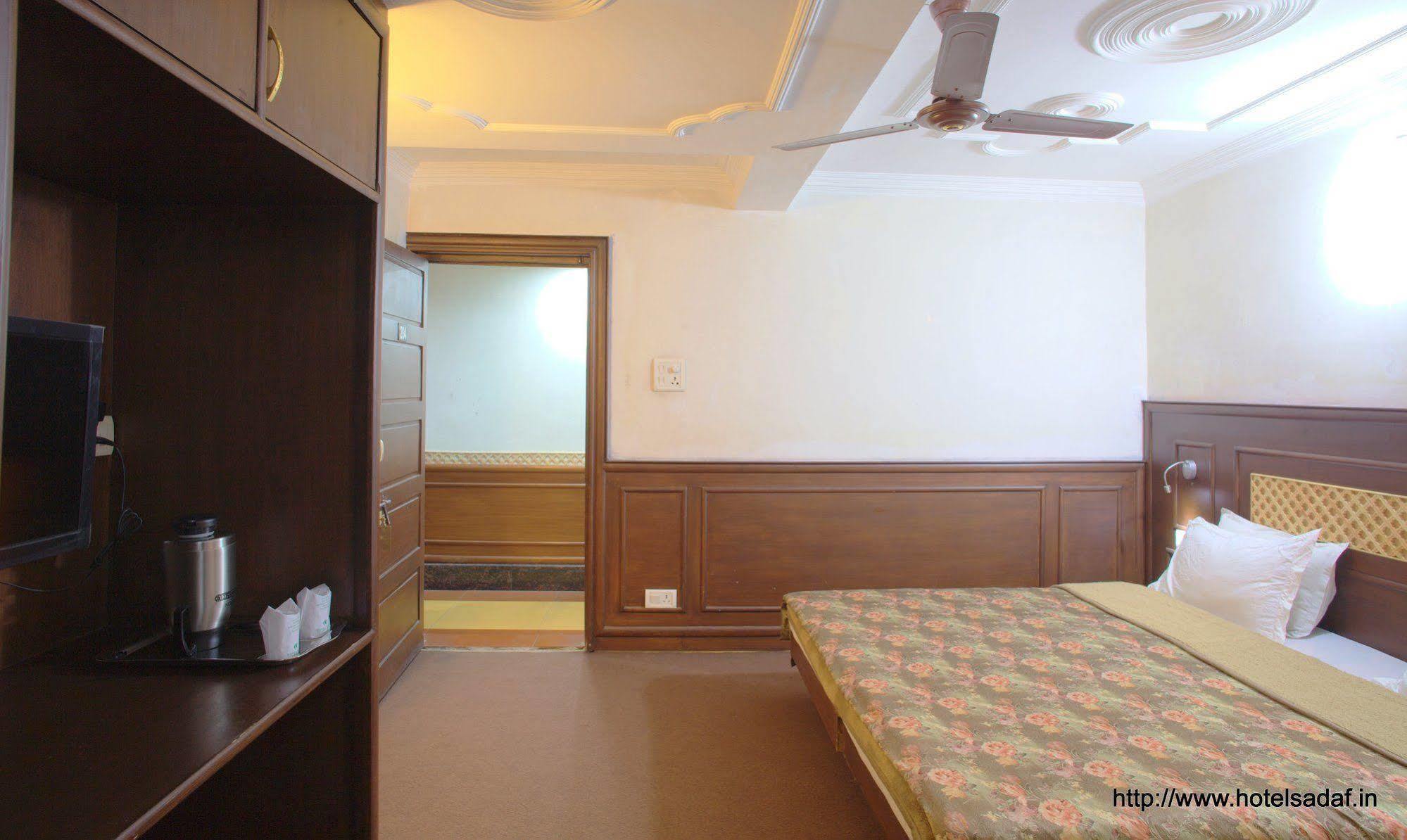 Hotel Sadaf