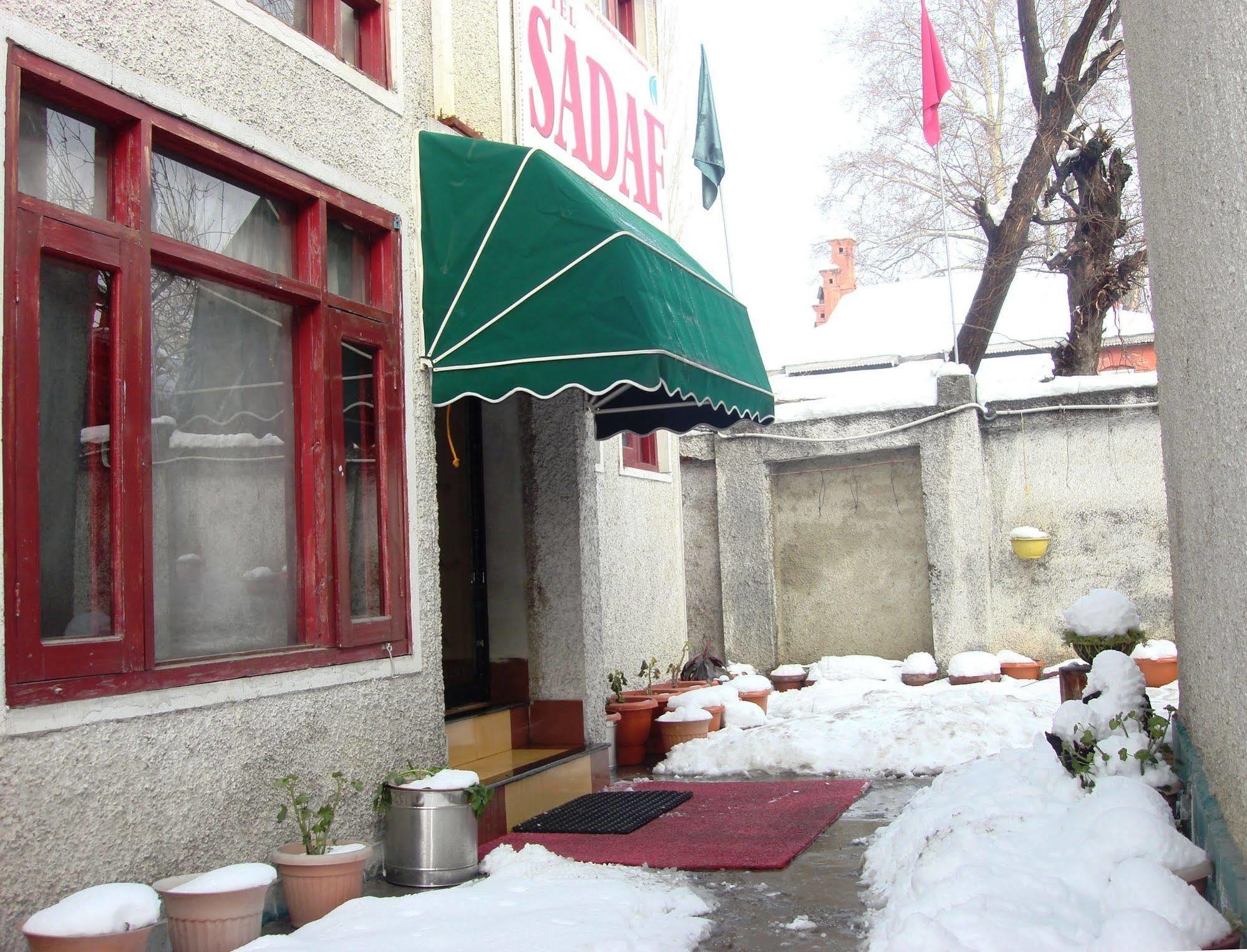 Sadaf Hotel 2*