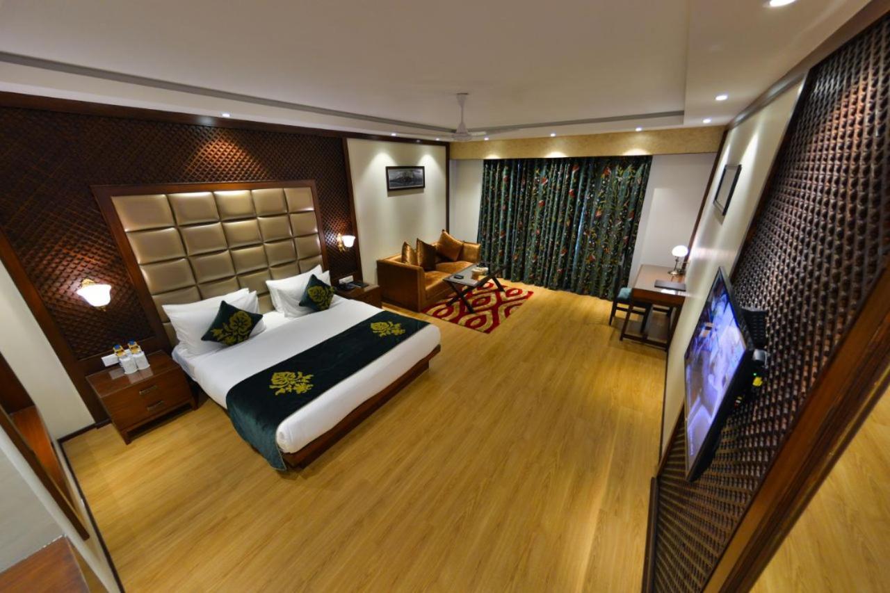 Solomon Heights 4* Srinagar (Jammu and Kashmir)