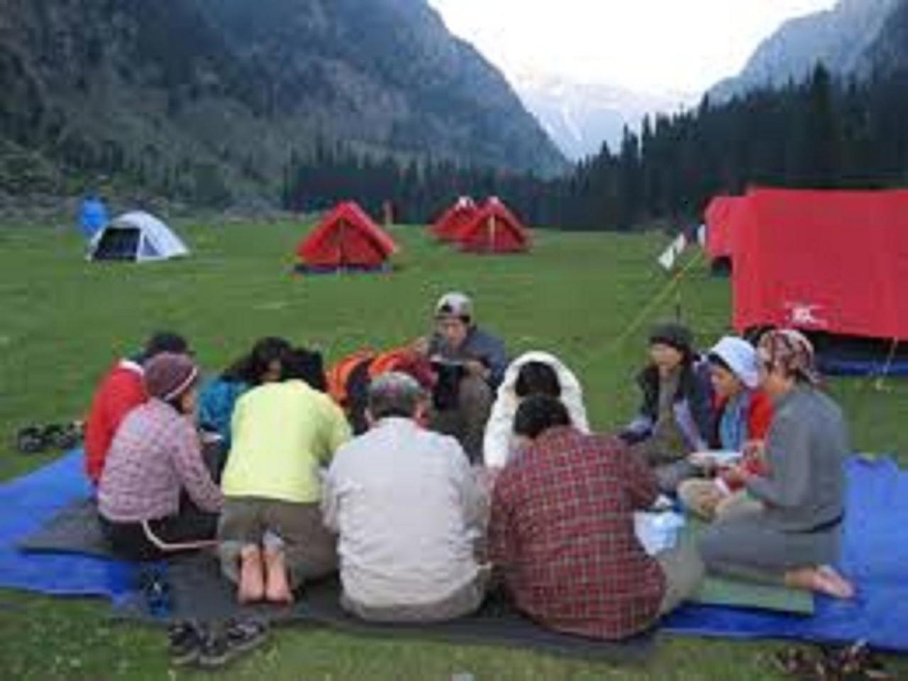 S Group Of Houseboat Botel Srinagar (Jammu and Kashmir)