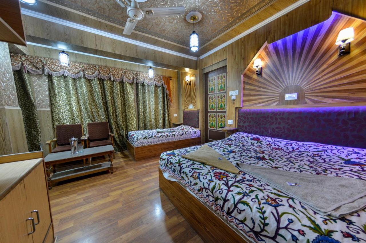Grace Srinagar (Jammu and Kashmir)