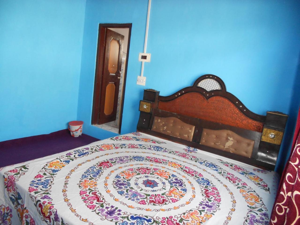 Guest house Alamdar