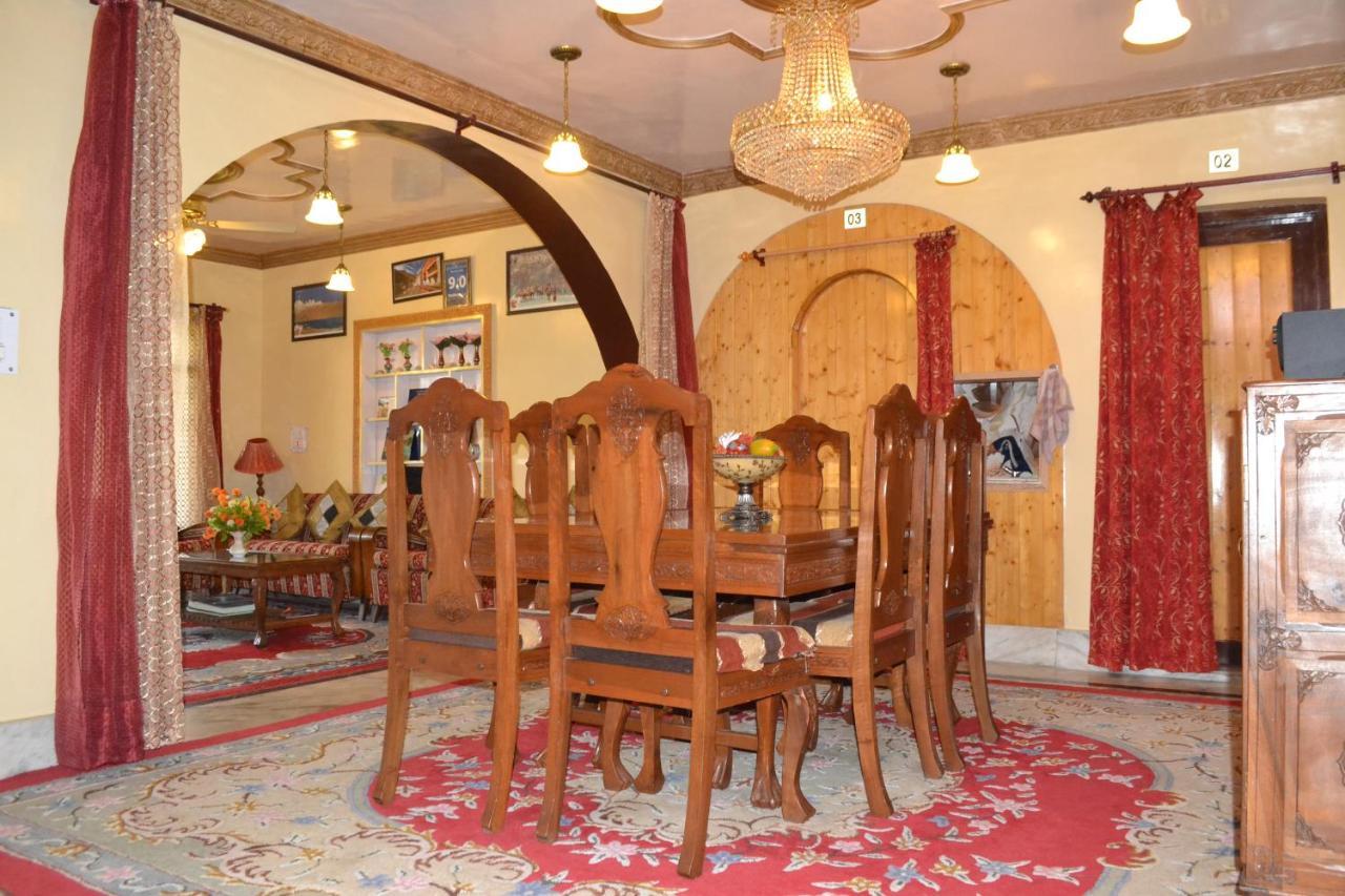 Dilaram 3* Srinagar (Jammu and Kashmir)