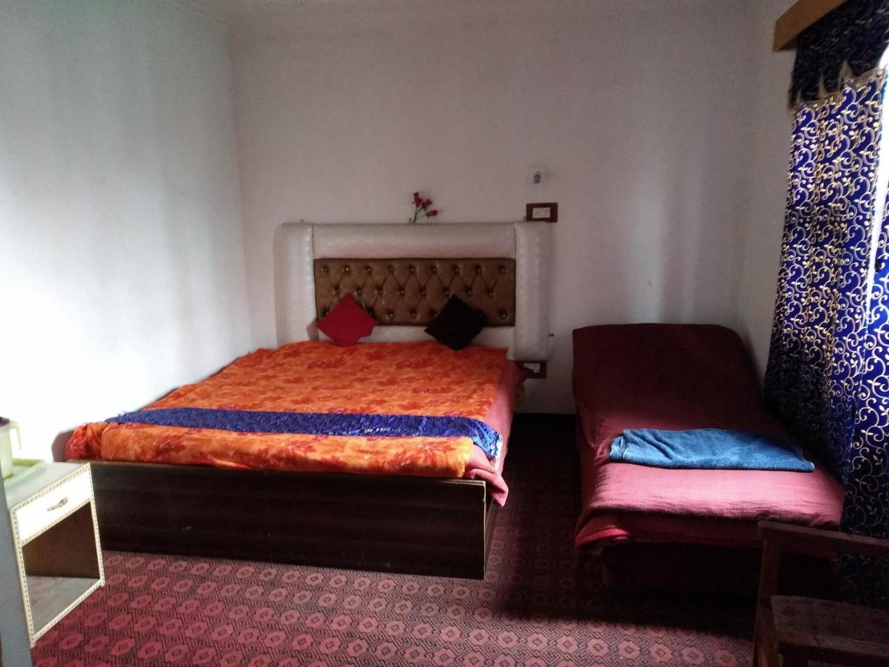 Hotel New Heaven Canal 2*
