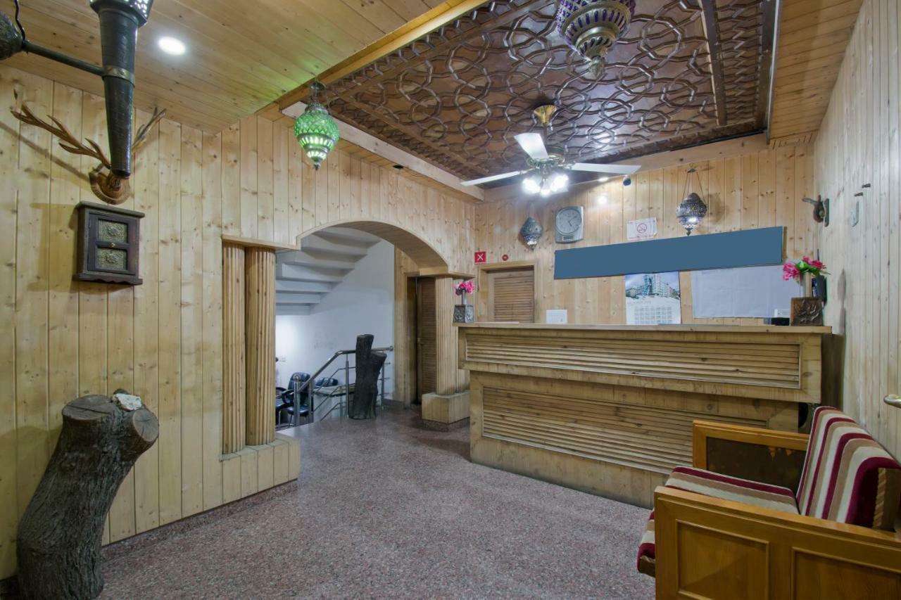 Hotel Oyo 13099 Lavilla Srinagar (Jammu and Kashmir)