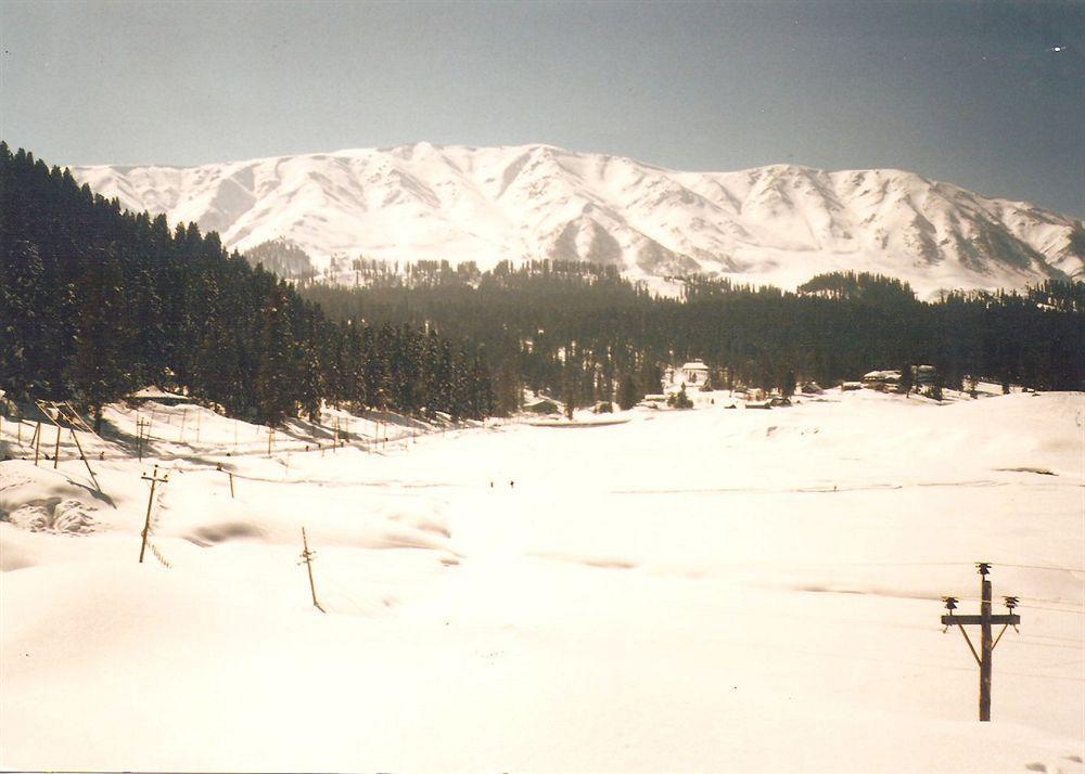 Zahgeer Continental - Srinagar (Jammu and Kashmir)