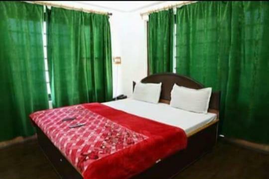 Hotel Royal Reshi