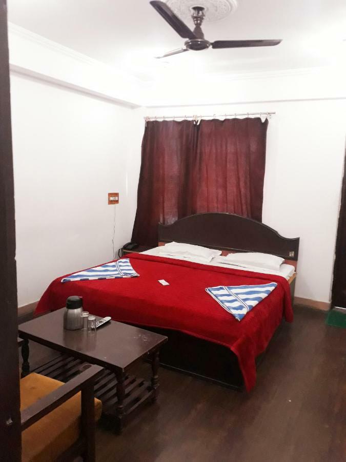 Hotel Royal Reshi Srinagar (Jammu and Kashmir)
