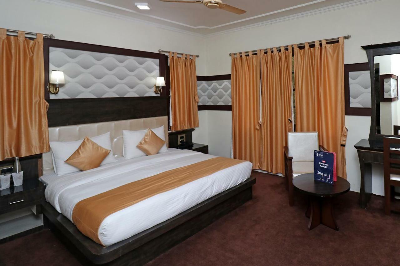 Hotel Oyo 22081 Shree Mazda 3*