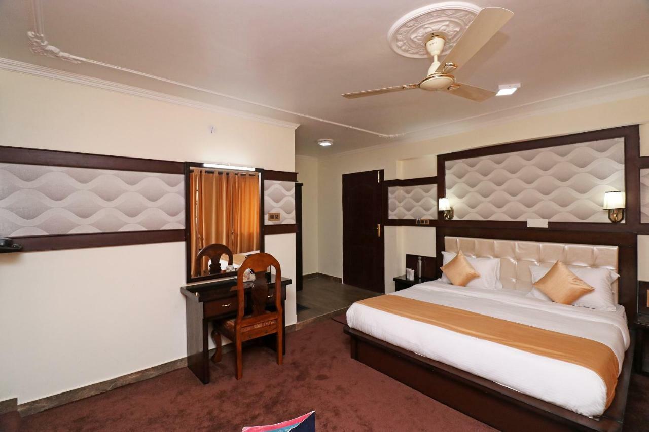 Hotel Oyo 22081 Shree Mazda