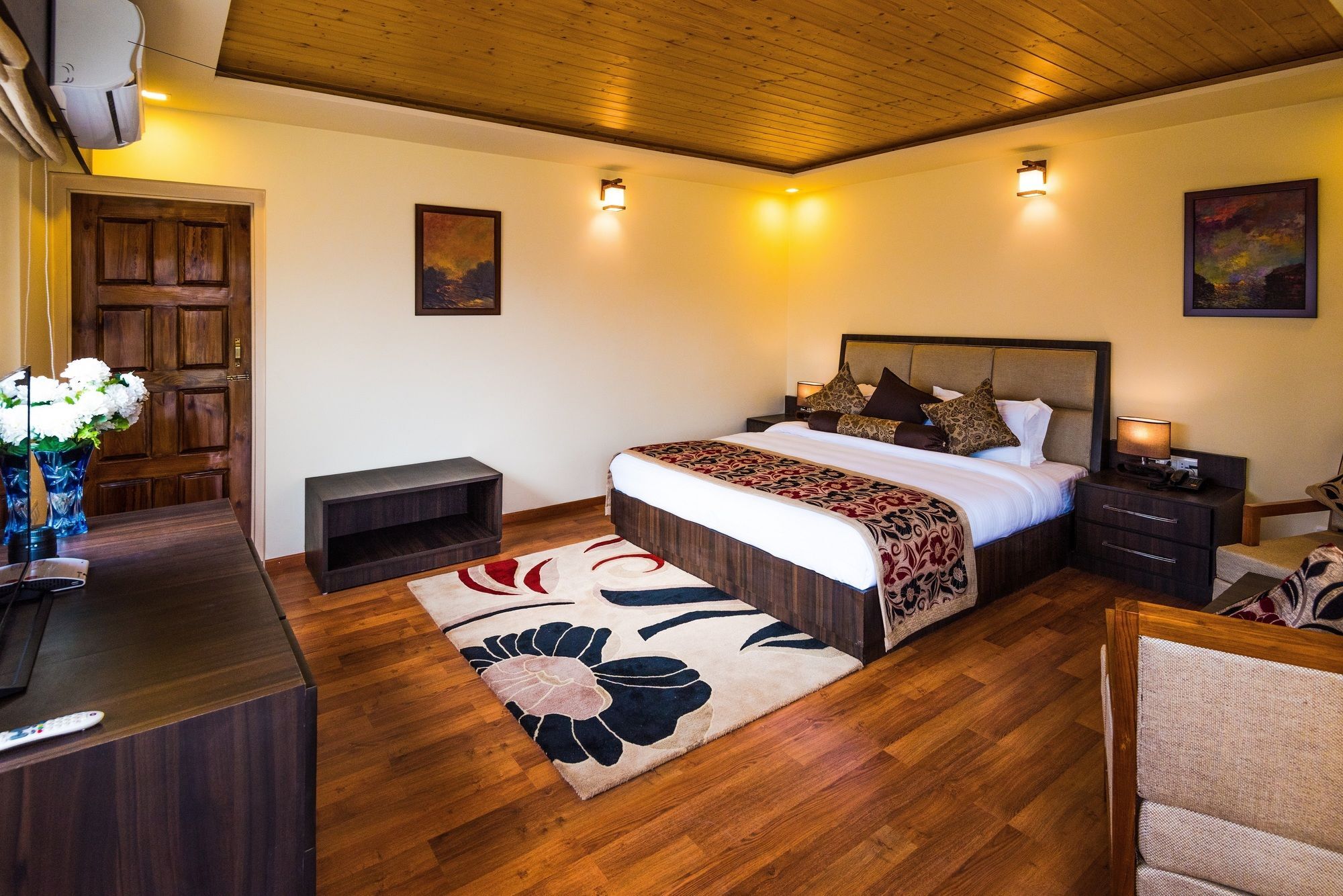 The Orchard Retreat & 5*