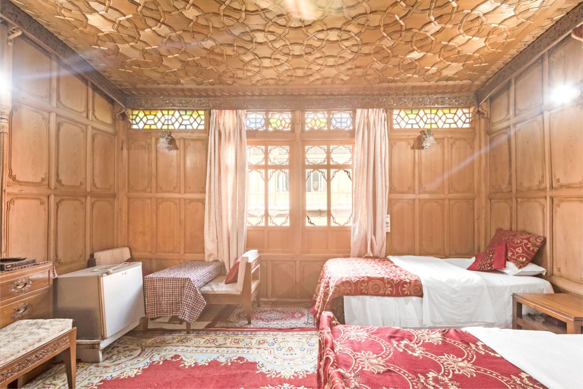 Guesthouser 3 Bhk Houseboat D520 Hotel